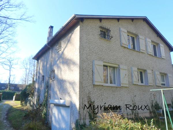 Orléans, proche CHU, à vendre maison de 143 m2, 5 chambres, terrain de 1000 m2.