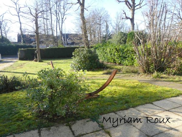 Orléans, proche CHU, à vendre maison de 143 m2, 5 chambres, terrain de 1000 m2.