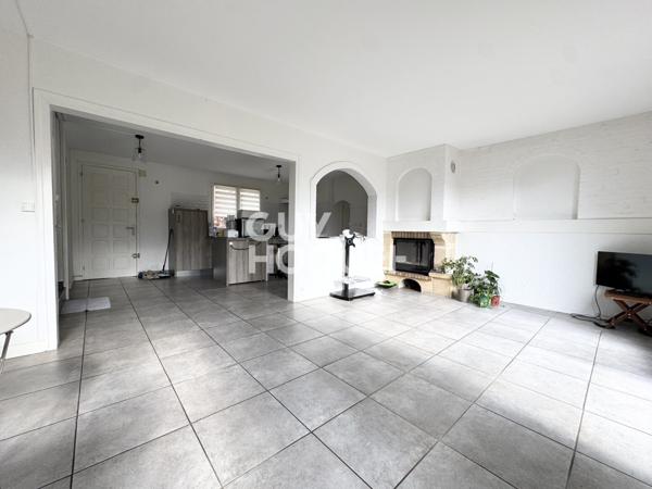 MAISON À LOUER DE 5 PIÈCES DE 119,53 M²
