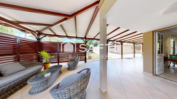 Ensemble immobilier 7 lots , idéal investisseur.