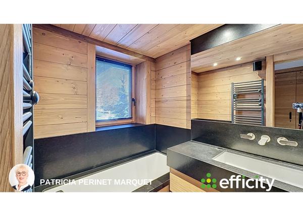Maison 10 pièces - 266 m²