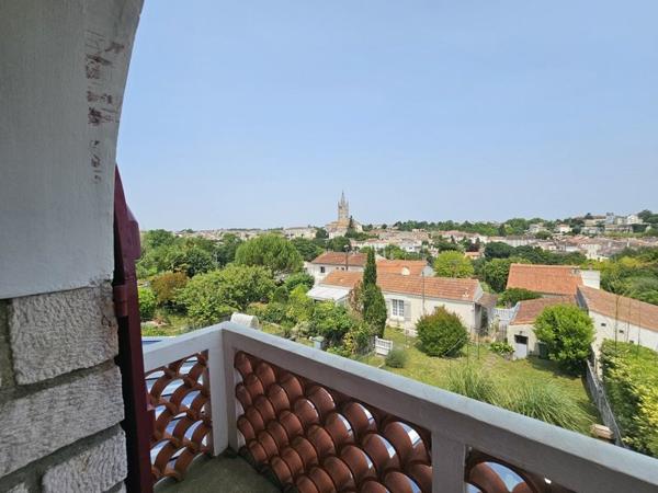Maison à vendre |  Saintes |  6 pièces | 110 m²