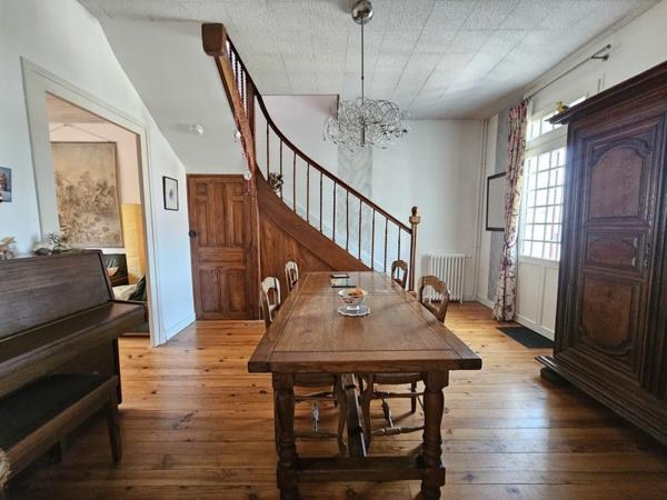 Maison à vendre |  Saintes |  6 pièces | 110 m²