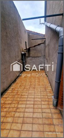 MOZAC:Maison rénovée ,prête à vivre, avec terrasse/garage et cave!!