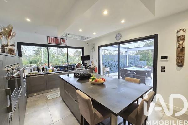 Maison à vendre 6 pièces 271 m² Tabanac