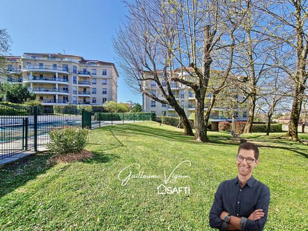 Rez-de-jardin dans résidence standing avec piscine