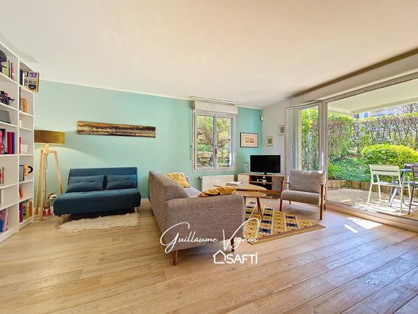 Rez-de-jardin dans résidence standing avec piscine