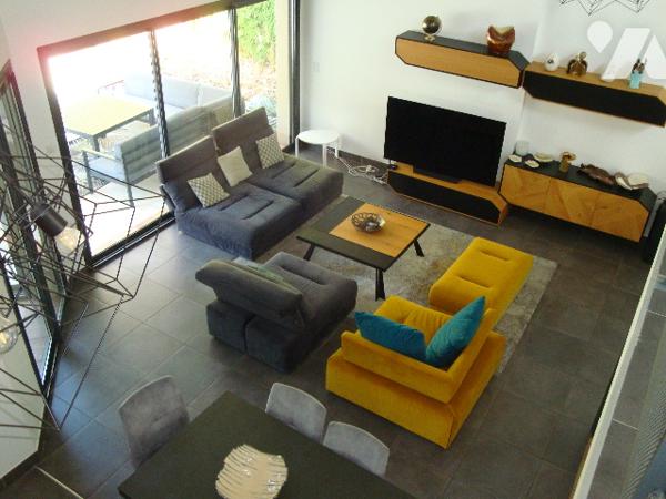 COLOMIERS  quartier résidentiel, villa 2004, T9, 5 chambres, piscine, sous-sol 100 m2, parc, annexes