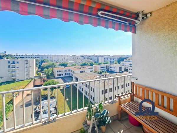 Lyon (69003) À louer – Lyon 3e – T4 de 96 m² avec balcon, dernier étage