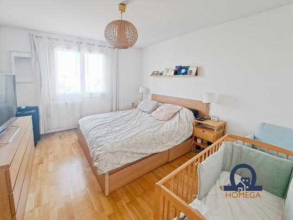 Lyon (69003) À louer – Lyon 3e – T4 de 96 m² avec balcon, dernier étage