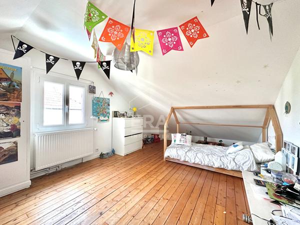 Maison Saint Pierre Les Nemours 6 pièce(s) 109 m2