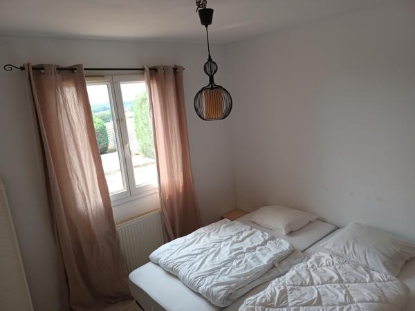 Maison de plain-pied de type 5 de 115 M2 avec piscine sur 697 M2