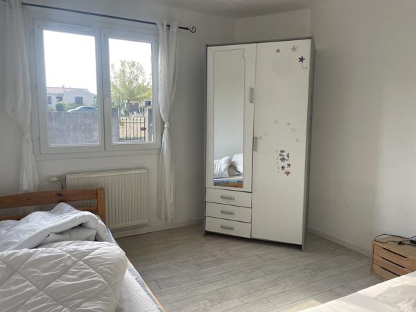 Maison de plain-pied de type 5 de 115 M2 avec piscine sur 697 M2