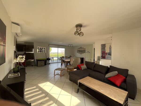 Maison de plain-pied de type 5 de 115 M2 avec piscine sur 697 M2