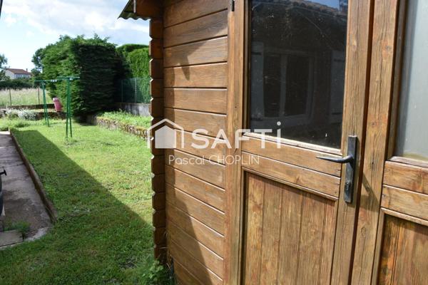 Magnifique maison rénovée de plain-pied avec piscine.