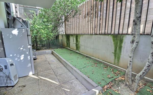 Appartement à vendre    4 pièces • 100 m2 Paris 19