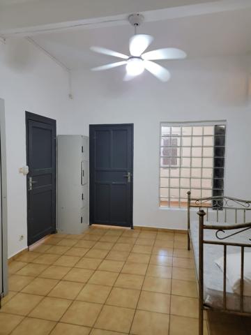 Appartement T4 meublé en rez-de-chaussée avec terrasses À découvrir sans tarder !