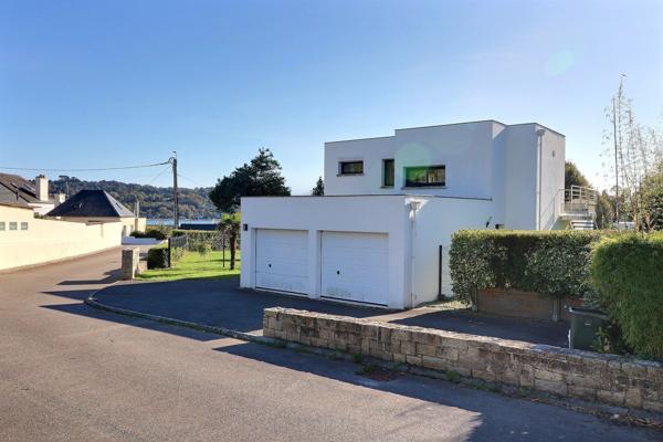 Le Relecq-Kerhuon (29480) Le Relecq-Kerhuon – Maison contemporaine avec vue rade et lumière plein Sud
