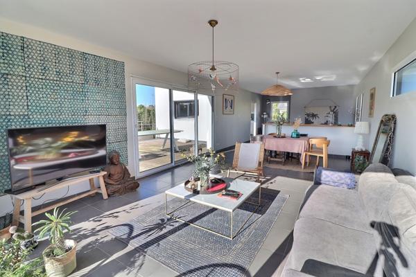 Le Relecq-Kerhuon (29480) Le Relecq-Kerhuon – Maison contemporaine avec vue rade et lumière plein Sud