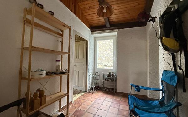 Maison à vendre    4 pièces •  Lablachère