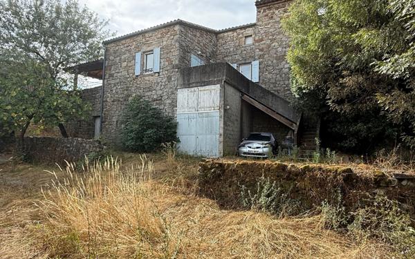 Maison à vendre    4 pièces •  Lablachère