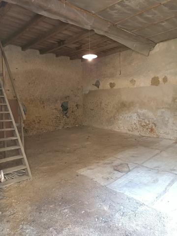 Maison à louer  3 pièces •  Saint-Cosme-en-Vairais