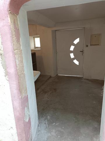 Maison à louer  3 pièces •  Saint-Cosme-en-Vairais