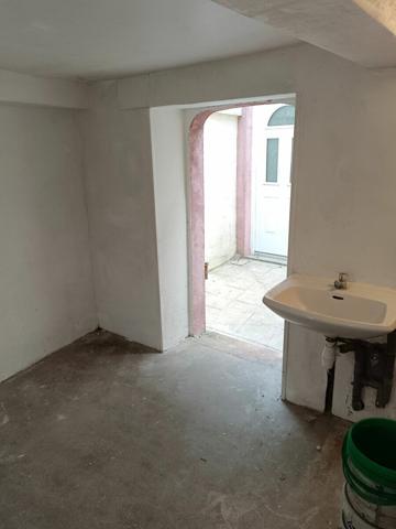 Maison à louer  3 pièces •  Saint-Cosme-en-Vairais