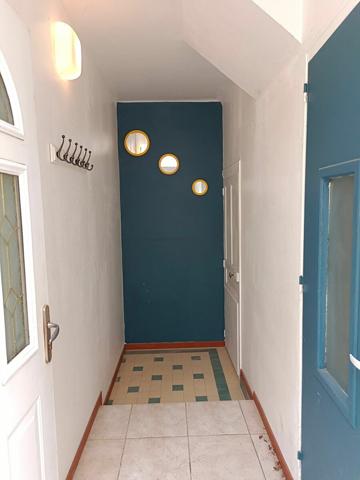 Maison à louer  3 pièces •  Saint-Cosme-en-Vairais