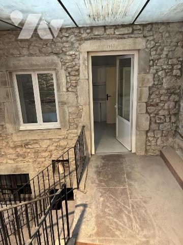 dans un immeuble en copropriété un appartement de type 2