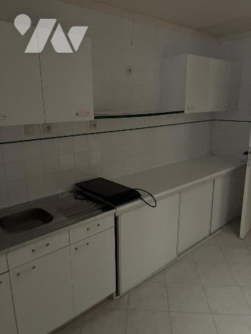 dans un immeuble en copropriété un appartement de type 2