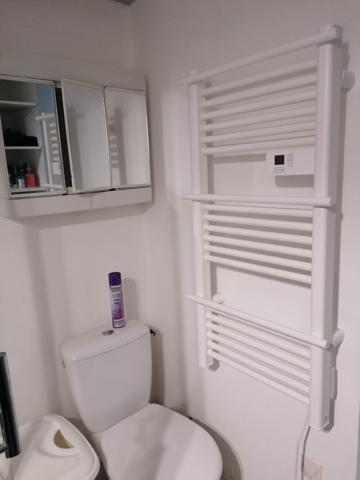 Arras (62000) appartement de type 2 meublé proche gare et université + place de parking