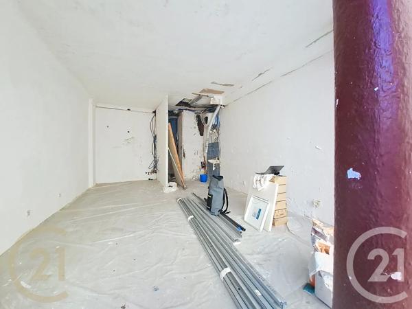 à vendre  27,01 m 2   CANNES  - 06