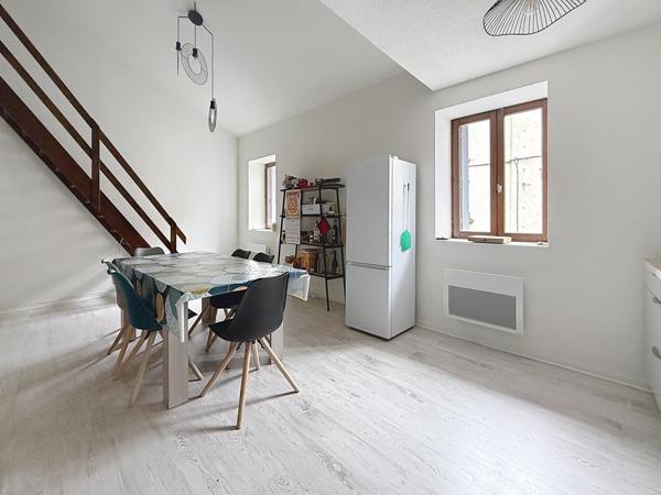 Appartement T3 rénové de 81 m²