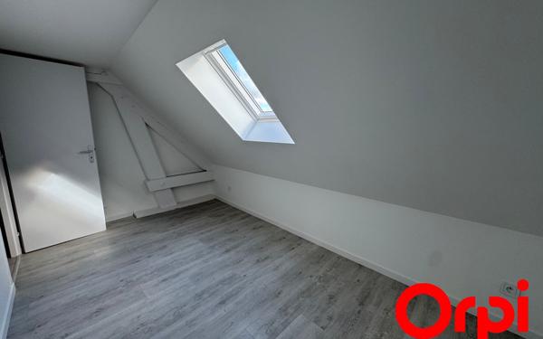 Maison à louer    3 pièces • 67 m2 Bruyères-et-Montbérault