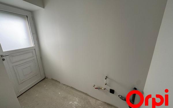 Maison à louer    3 pièces • 67 m2 Bruyères-et-Montbérault