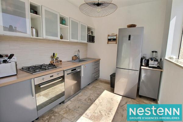 COUP DE COEUR : Maison Moderne d'environ 140 m² à Meyzieu centre au calme, commerces et Tram à proximité