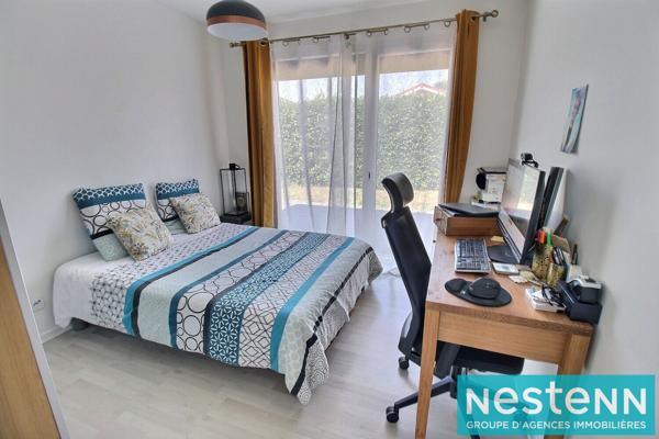 COUP DE COEUR : Maison Moderne d'environ 140 m² à Meyzieu centre au calme, commerces et Tram à proximité