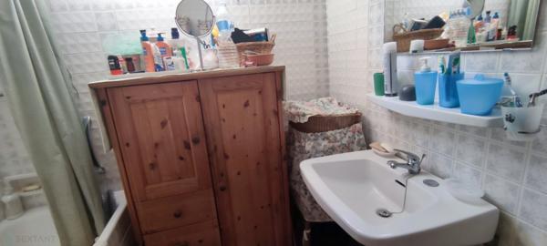 Appartement 2 pièces avec balcon filant et garage