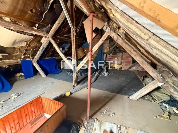 Maison avec garage et dépendance