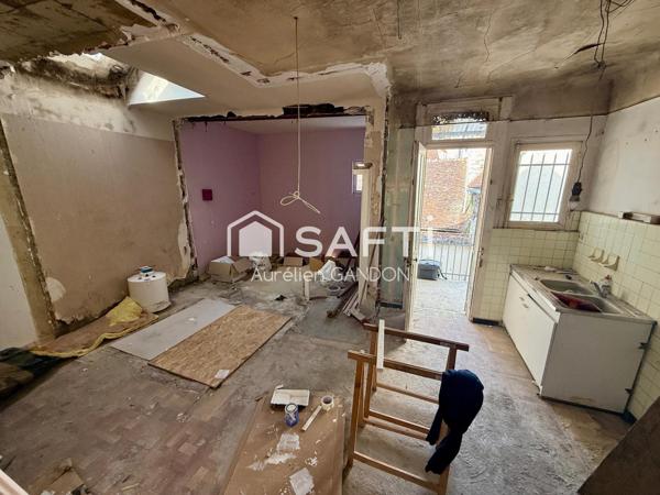 Maison avec garage et dépendance