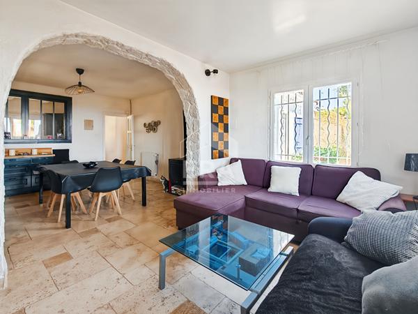 VITROLLES ? MAISON DE PLAIN-PIED ? 3 CHAMBRES ? PISCINE ? 940 M²