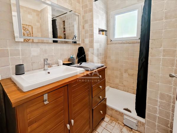 VITROLLES ? MAISON DE PLAIN-PIED ? 3 CHAMBRES ? PISCINE ? 940 M²