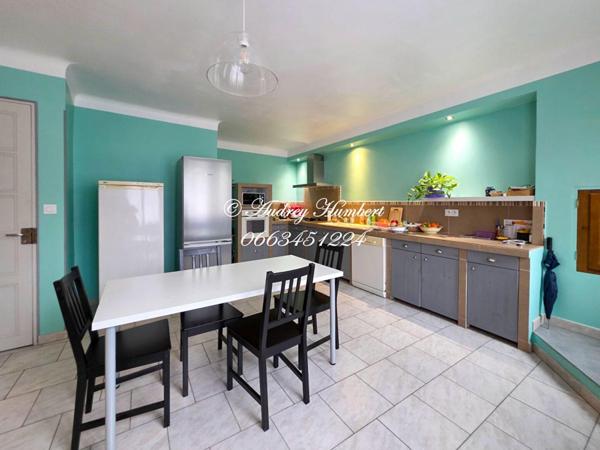 EXCLUSIVITE STE TULLE, MAISON DE VILLAGE au calme, 142 M² avec terrasse, atelier et double garage