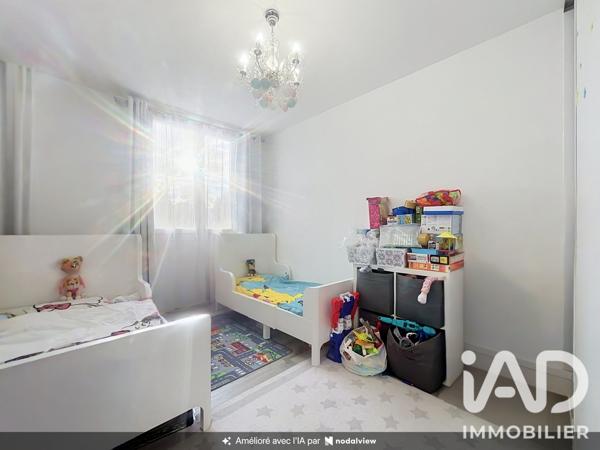 Appartement à vendre 4 pièces 63,8 m² Clichy-sous-Bois