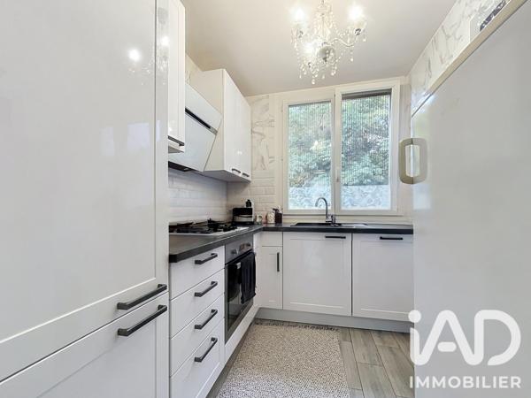 Appartement à vendre 4 pièces 63,8 m² Clichy-sous-Bois