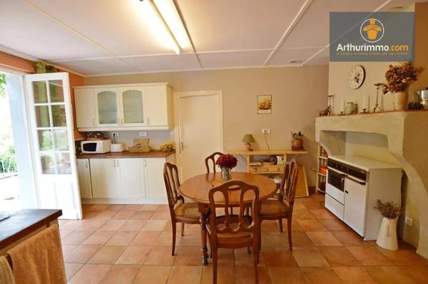 Vente                                                      Maison
                        
                     3 pièces                      83 m2                     à Lévignac-de-Guyenne