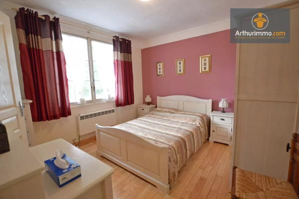 Vente                                                      Maison
                        
                     3 pièces                      83 m2                     à Lévignac-de-Guyenne