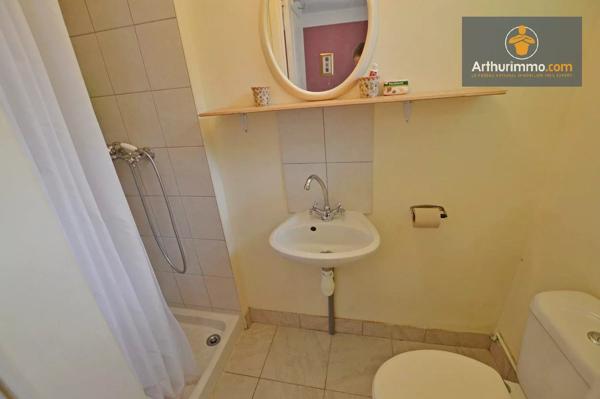 Vente                                                      Maison
                        
                     3 pièces                      83 m2                     à Lévignac-de-Guyenne