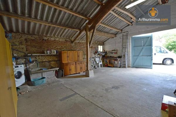 Vente                                                      Maison
                        
                     3 pièces                      83 m2                     à Lévignac-de-Guyenne